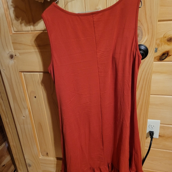 EMERY ROSE Summer Simple Solid Ruffle Hem Tank Dress - Picture 4 of 4